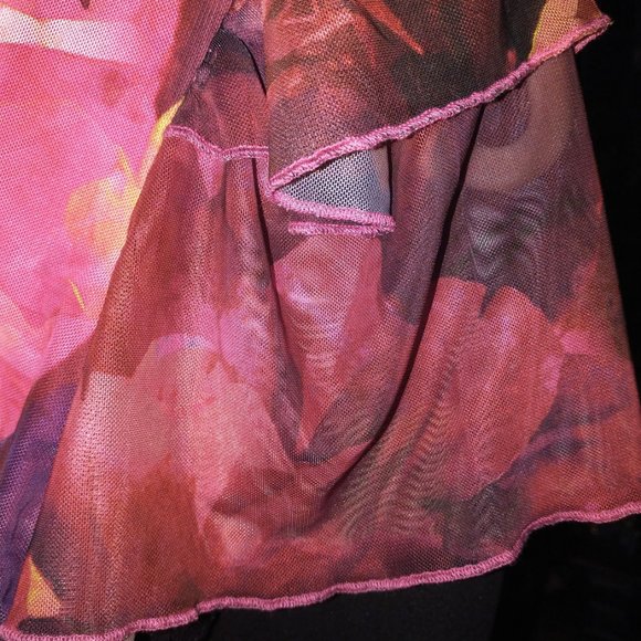 BEBE Everly Shirred Ruffle dress - Picture 5 of 6